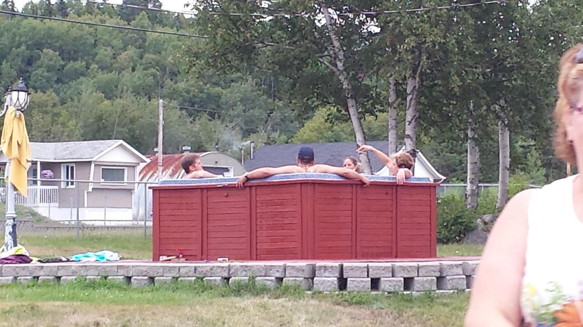 Motel Et Chalets Bo-Fleuve Evangeline Saint-Siméon Zimmer foto