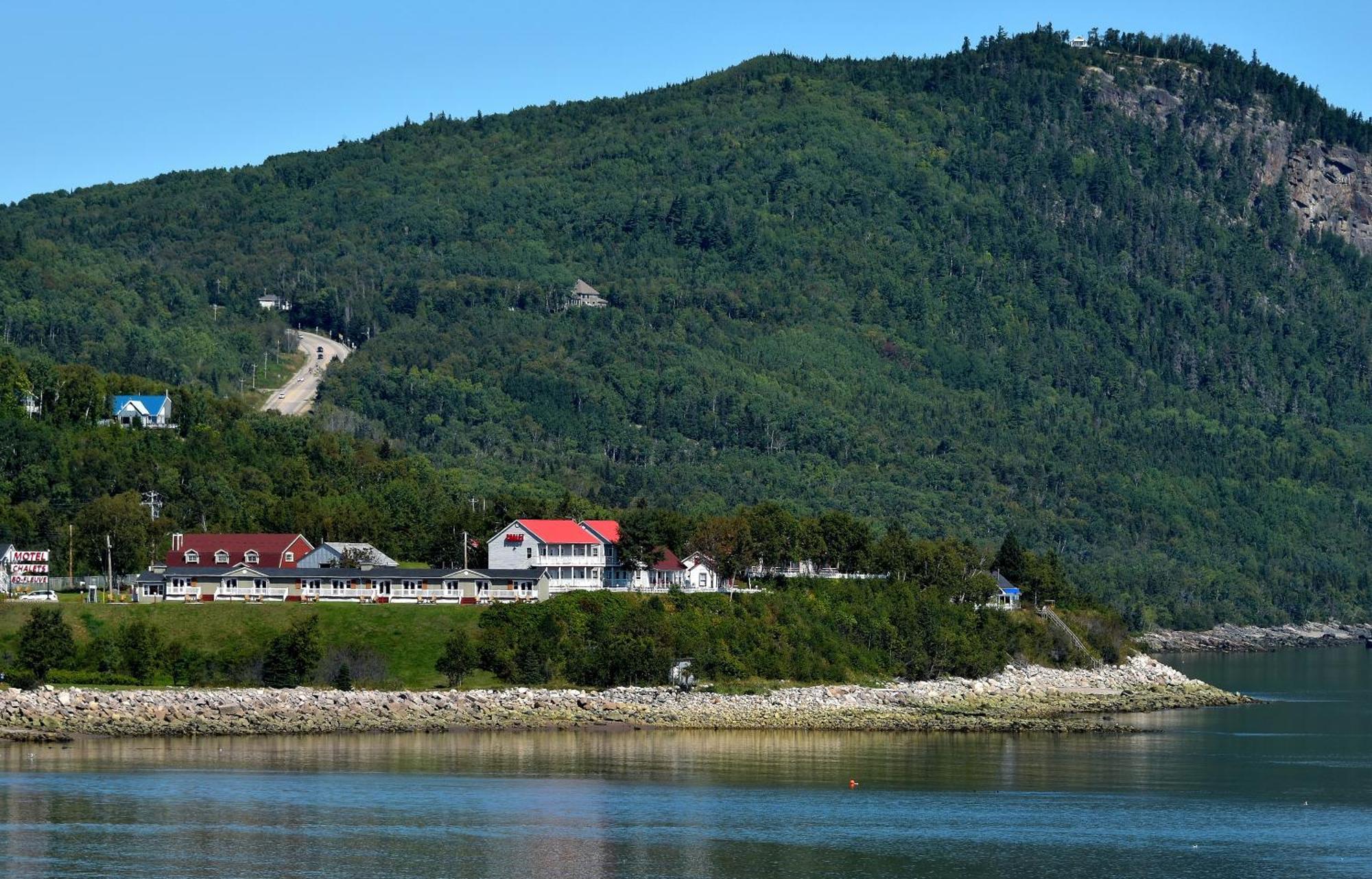Motel Et Chalets Bo-Fleuve Evangeline Saint-Siméon Zimmer foto